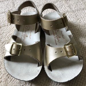 Saltwater gold sandals